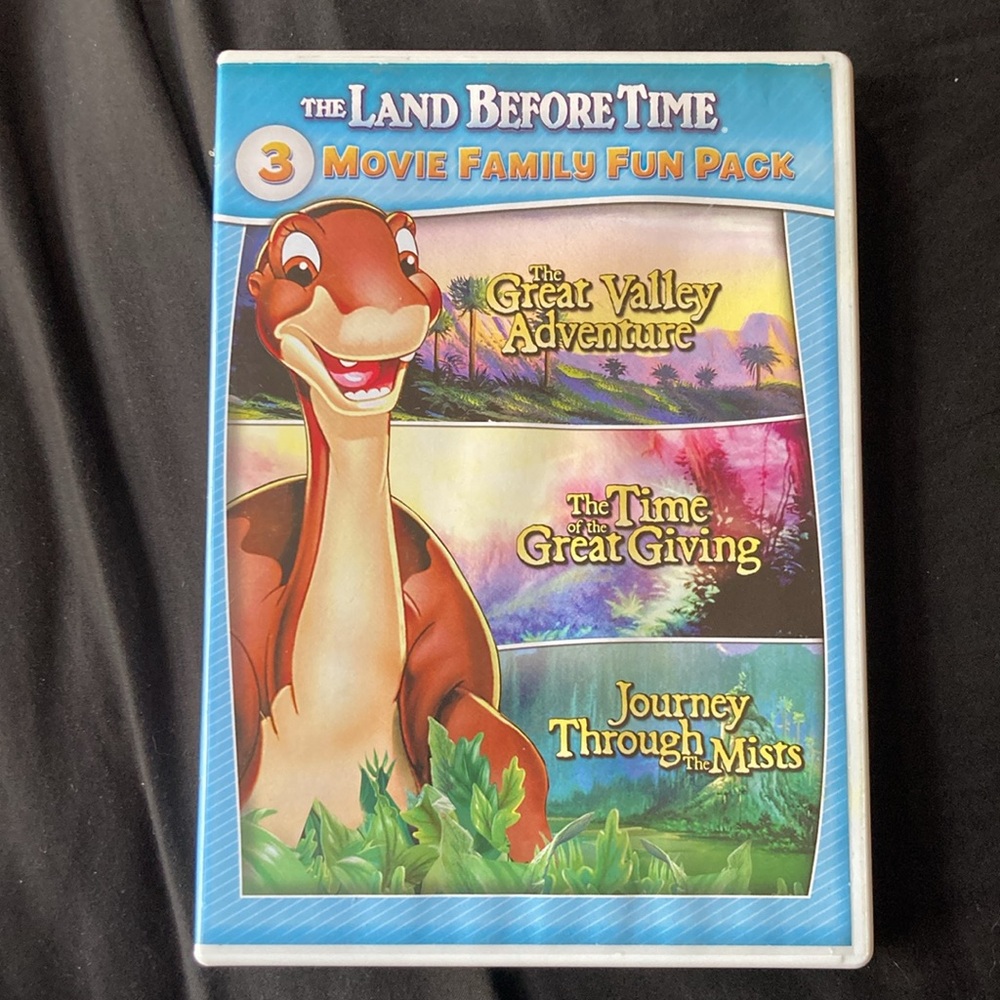7 of the prehistoric movies the land before time - Picture 2 of 9